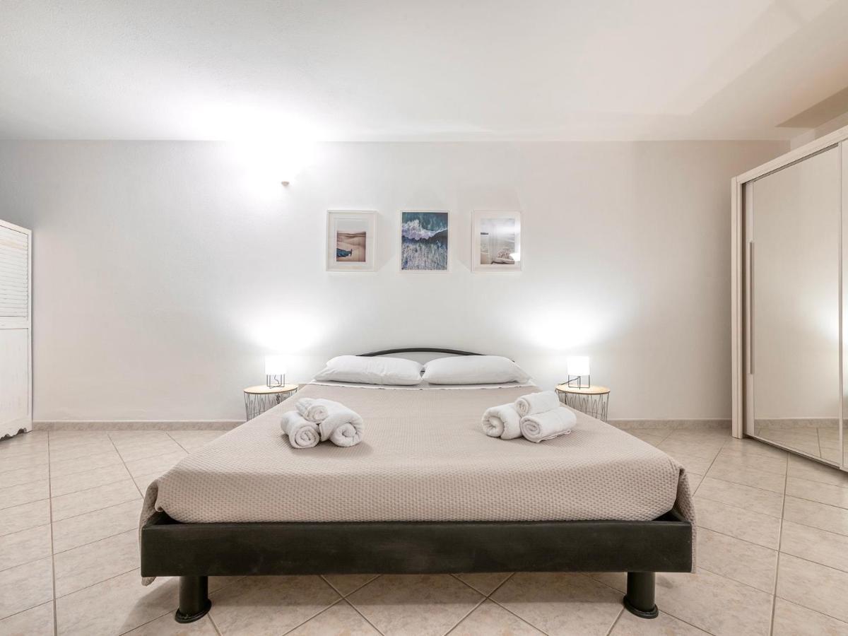 A Casa Di Luca Villa Pula Exteriör bild